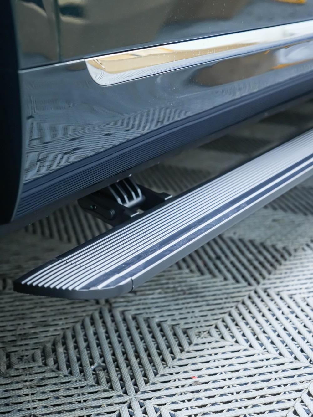 膜一姐甄改推荐：问界M9电动踏板改装方案