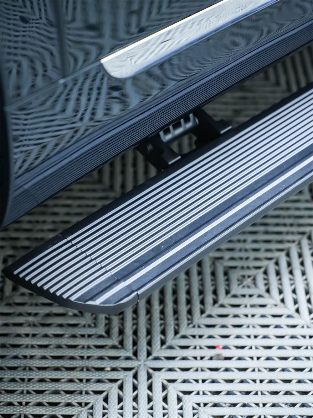 膜一姐甄改推荐：问界M9电动踏板改装方案