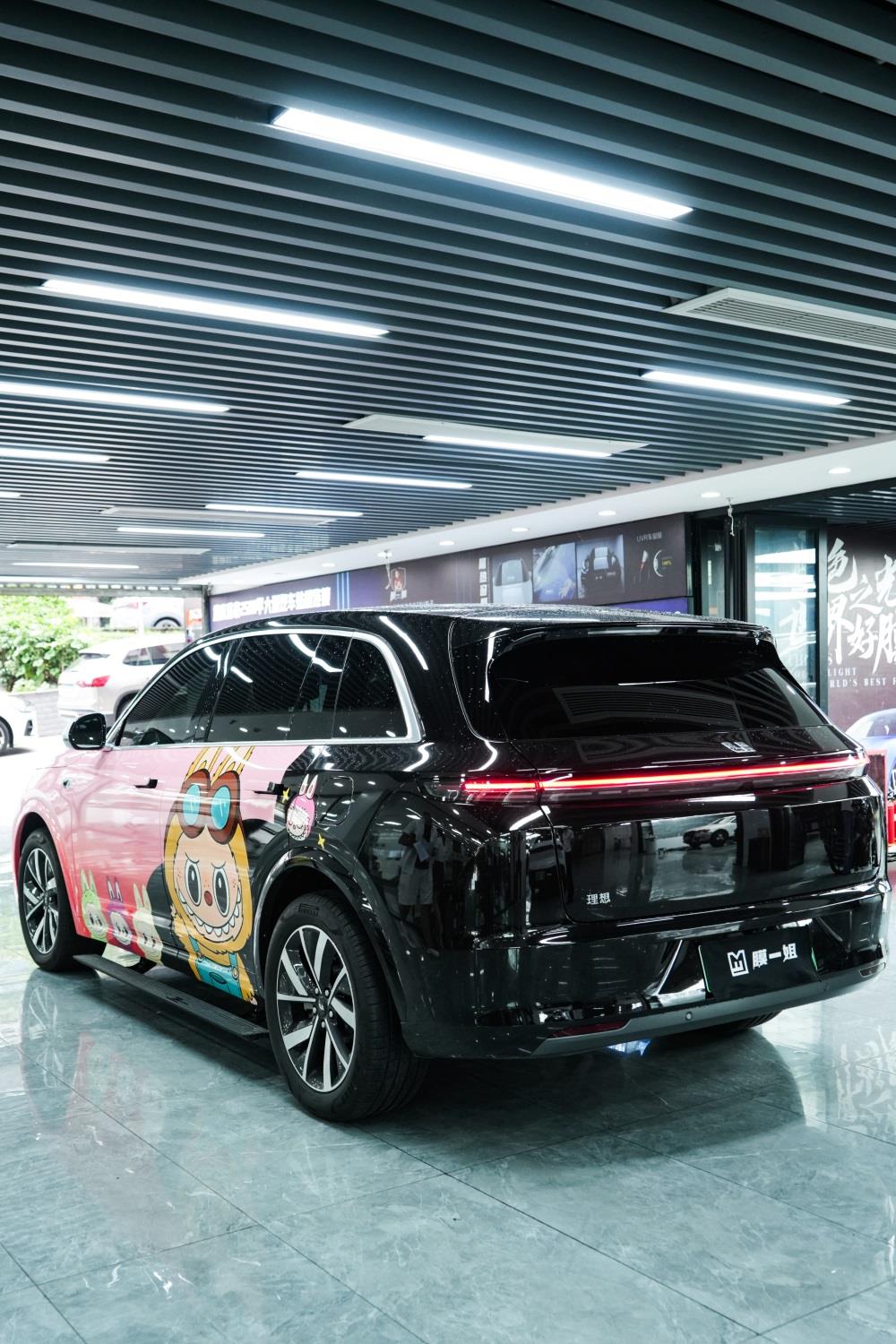 理想L7装贴labubu定制改色膜，回头率直接拉满