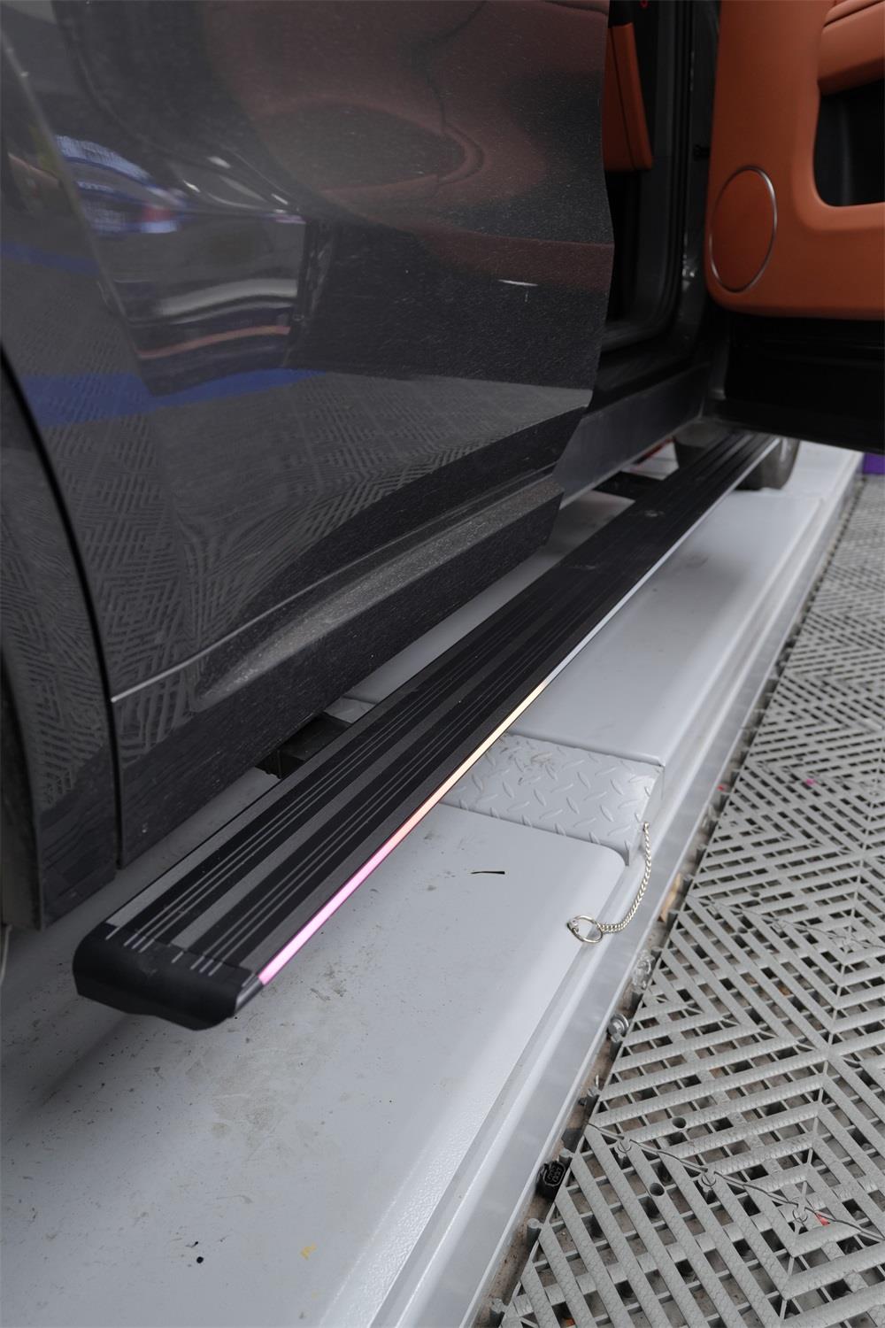 理想L8电动踏板改装升级，膜一姐甄改为出行加分