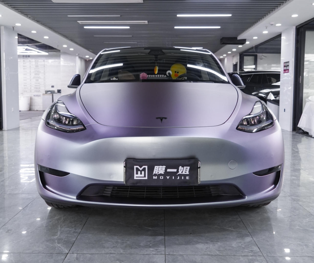 特斯拉 Model Y 改色膜推荐：卡布里灰紫实拍质感拉满
