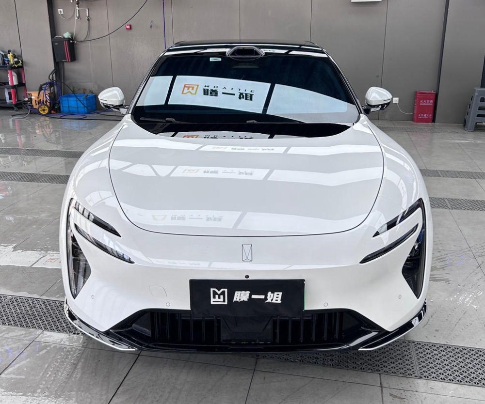 阿维塔06贴隐形车衣推荐：防腐蚀增亮一步到位