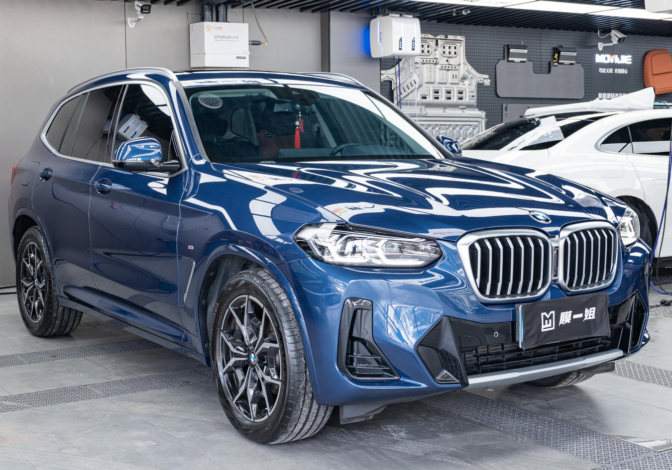 What's the Best Way to Prevent Scratches on My Car's Paint?